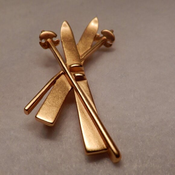 Vintage Carolee Crossed Skis Brooch - Picture 3 of 4